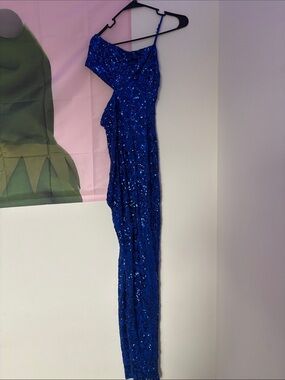 Windsor Royal Blue Sequin One-Shoulder Prom Dress